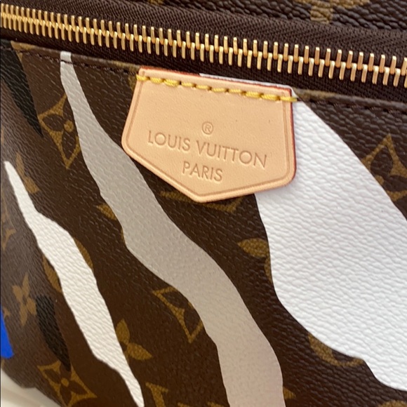❤️Louis Vuitton lol Bumbag new ❤️ - Picture 4 of 8